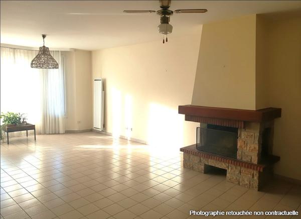 À vendre - Maison individuelle, 6 pièces située à Compiègne (60200)