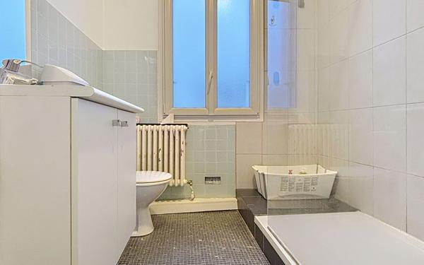 Maison à vendre    4 pièces •  Tours