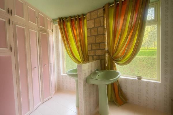 GANNAT 03800 – EXCEPTIONAL ESTATE WITH PRIVATE NATURAL PARK AND ARCHITECT-DESIGNED VILLA