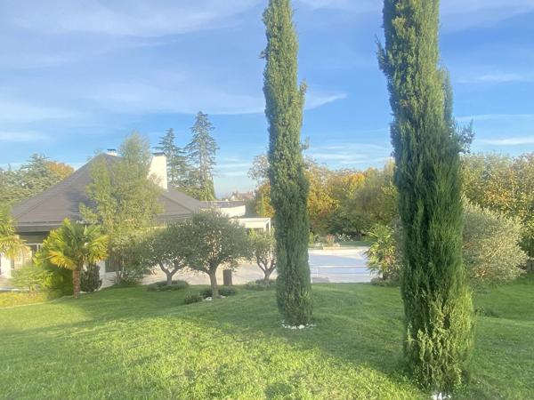 GANNAT 03800 – EXCEPTIONAL ESTATE WITH PRIVATE NATURAL PARK AND ARCHITECT-DESIGNED VILLA