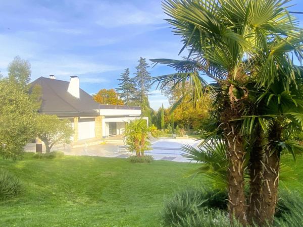 GANNAT 03800 – EXCEPTIONAL ESTATE WITH PRIVATE NATURAL PARK AND ARCHITECT-DESIGNED VILLA