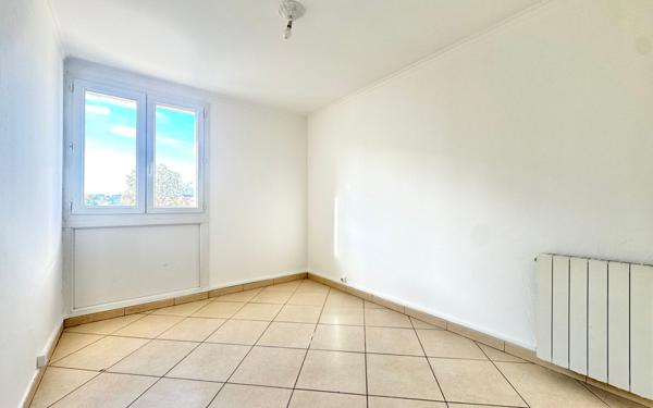 Appartement à vendre    4 pièces • 63 m2 Marseille 9