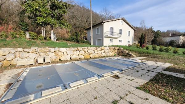 A vendre Maison Montauban (82) de type 4 avec garage , jardin et piscine