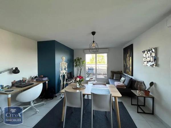 Appartement à louer 2 pièces 46.11m² Alençon (61000)