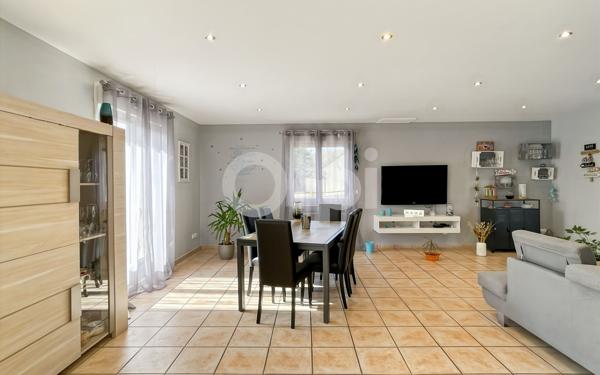 Maison à vendre    7 pièces • 152,50 m2 Guichainville