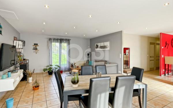 Maison à vendre    7 pièces • 152,50 m2 Guichainville