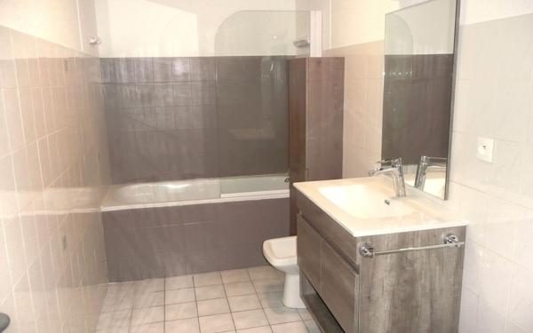 Appartement à vendre    2 pièces • 46,15 m2 Saint-Pierre-du-Mont