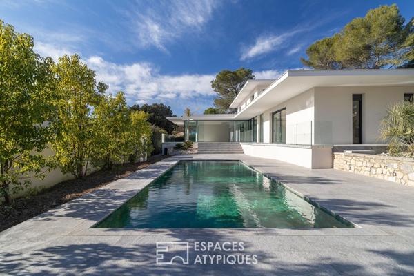 Villa Contemporaine avec piscine miroir