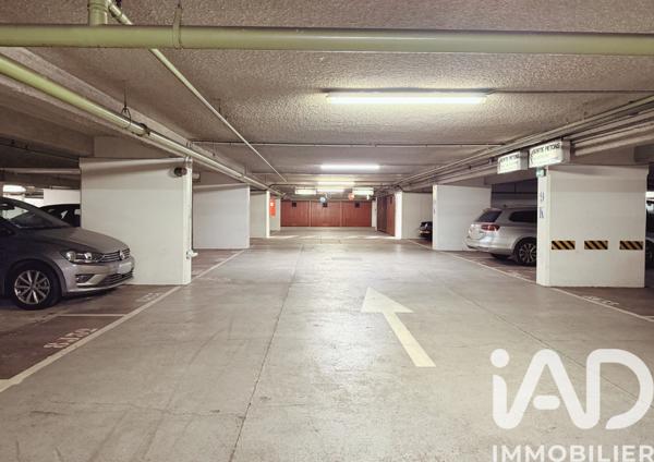 Parking à vendre 12 m² Paris 3