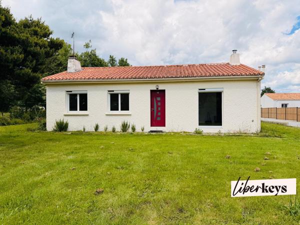 Charme & nature : maison rénovée dans un environnement privilégié Élégante maison de campagne aux portes de la 4 voies