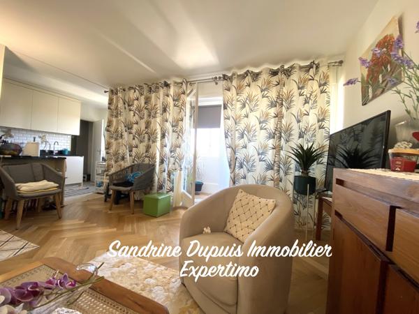 Appartement 3 pièces Rénové à neuf en dernier étage