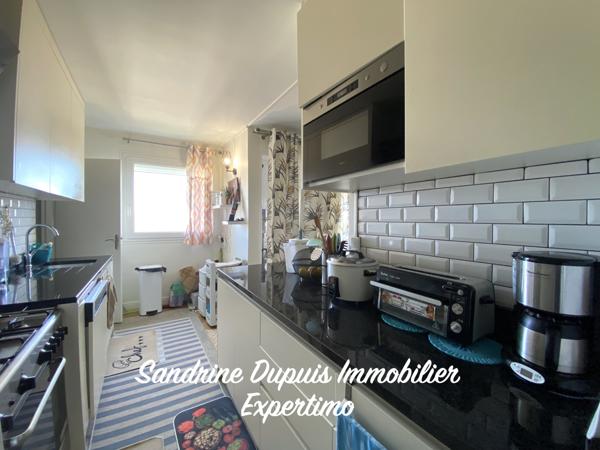 Appartement 3 pièces Rénové à neuf en dernier étage