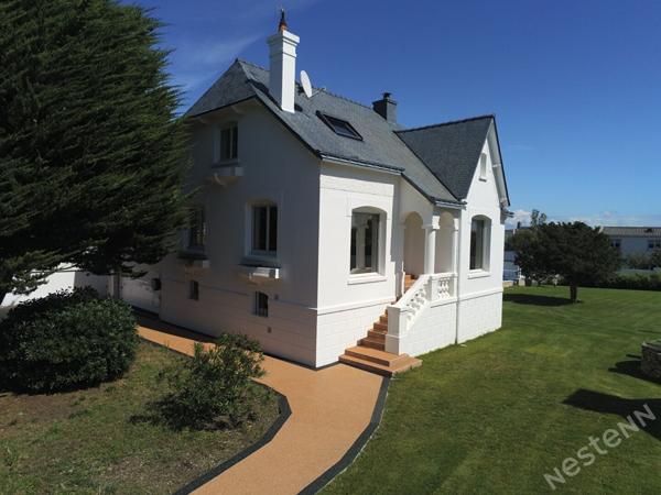 QUIBERON - Propriété des années 30 rénovée de 218 m² avec piscine