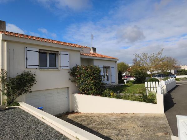 Maison Les Sables D Olonne Les Nouettes 3 chambres jardin garage 3 KM Centre Ville