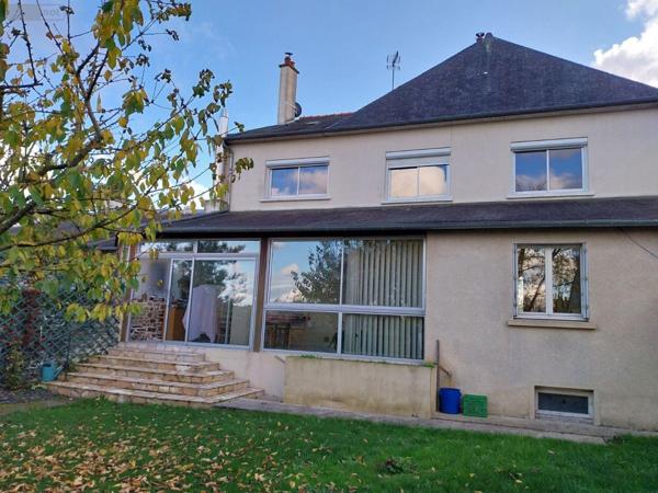 Maison de ville à vendre à Vitré en Ille-et-Vilaine (35500), ref : 35131-68   
Centre culturel