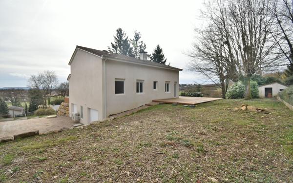 Maison à vendre    7 pièces •  Villieu-Loyes-Mollon