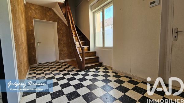Maison à vendre 8 pièces 212 m² Faÿ-lès-Nemours