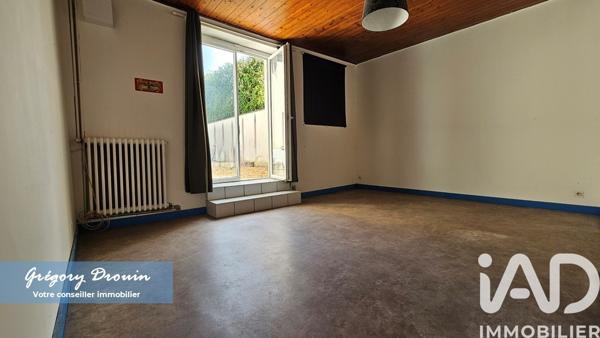Maison à vendre 8 pièces 212 m² Faÿ-lès-Nemours