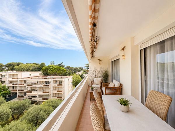  Nouveau !Appartement  Traversant Le Cannet 3 pièce(s) 64 m2