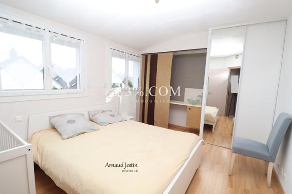 Maison 7 pièce(s) 6 chambre(s) 158 m²