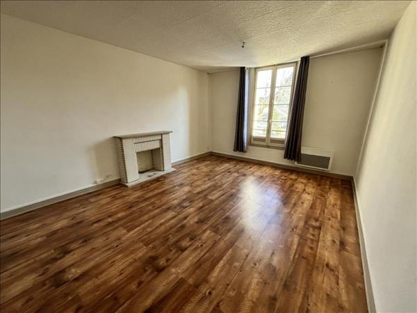 Immeuble à vendre |  Lalinde |  137 m²