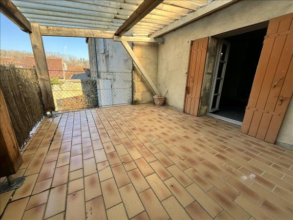 Immeuble à vendre |  Lalinde |  137 m²