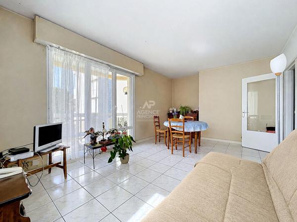 Croissy-sur-Seine Village - Appartement 51.21m² - 1 chambre 285 000 € **  - Référence  V210010340