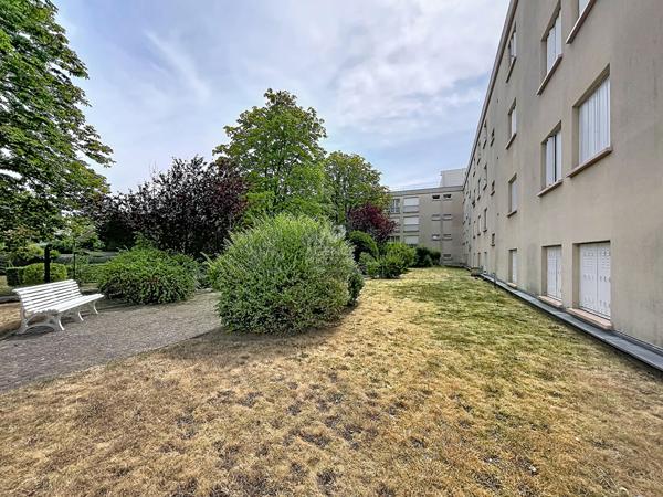 Croissy-sur-Seine Village - Appartement 51.21m² - 1 chambre 285 000 € **  - Référence  V210010340