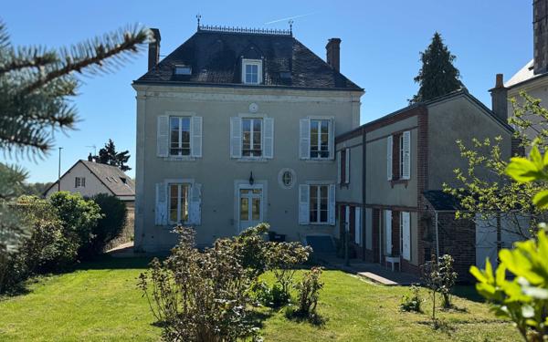 Maison à vendre    6 pièces •  Condé-sur-Huisne
