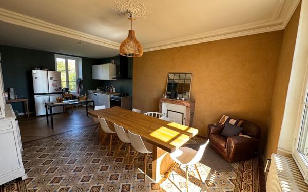 Maison à vendre    6 pièces •  Condé-sur-Huisne
