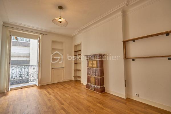 Local d activites de 80 m²