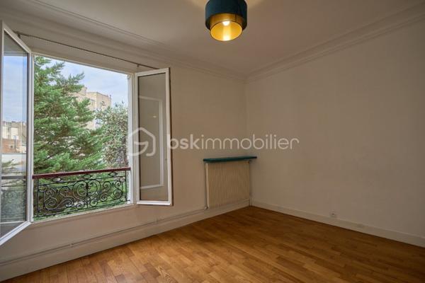 Local d activites de 80 m²