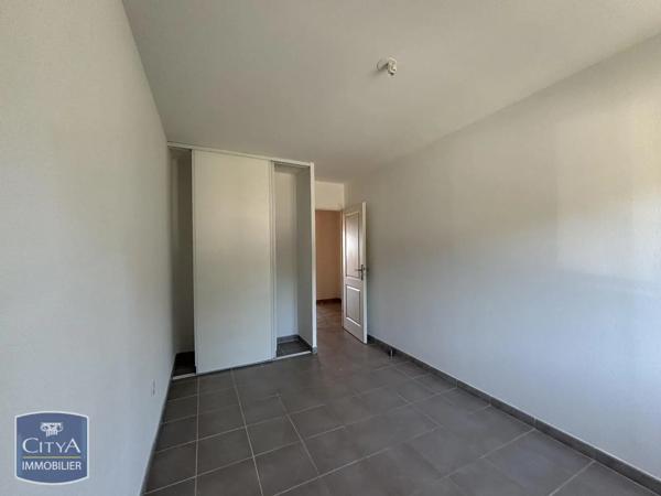 Appartement à louer 3 pièces 69.22m² Martigues (13500)