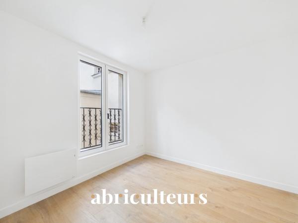 Charmant Appartement T2 rénové avec prestations de qualité dans le 18ème arrondissement