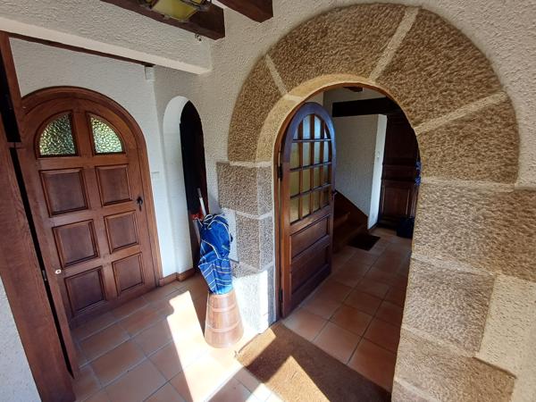 Plougasnou (29630) Plougasnou, exceptionnelle vue mer, maison 6 ch sur 16000 m2 de terrain.