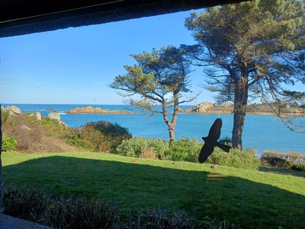 Plougasnou (29630) Plougasnou, exceptionnelle vue mer, maison 6 ch sur 16000 m2 de terrain.