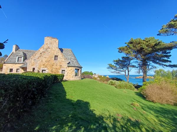 Plougasnou (29630) Plougasnou, exceptionnelle vue mer, maison 6 ch sur 16000 m2 de terrain.