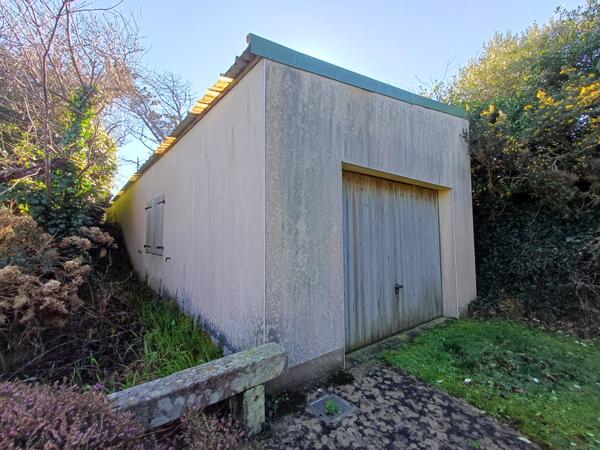 Plougasnou (29630) Plougasnou, exceptionnelle vue mer, maison 6 ch sur 16000 m2 de terrain.