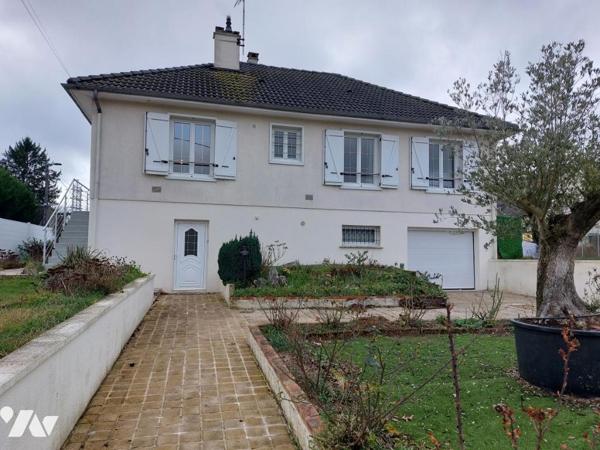 SARAN, maison 3 chambres + bureau 