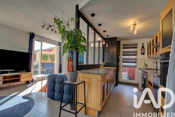 Location appartement 4 pièces 77 m² Auribeau-sur-Siagne