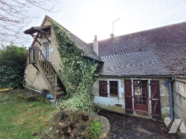Maison ancienne garage et jardin