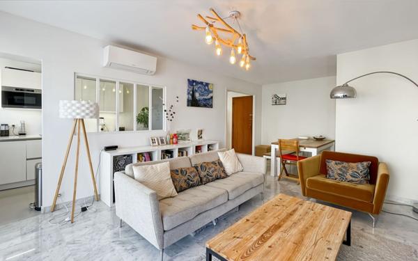 Appartement à vendre    2 pièces • 55 m2 Juan-les-Pins - Antibes