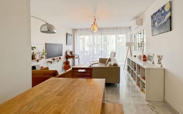 Appartement à vendre    2 pièces • 55 m2 Juan-les-Pins - Antibes