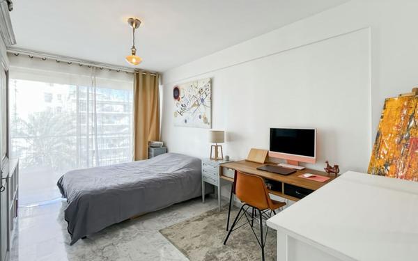 Appartement à vendre    2 pièces • 55 m2 Juan-les-Pins - Antibes