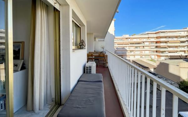 Appartement à vendre    2 pièces • 55 m2 Juan-les-Pins - Antibes