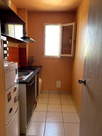 À LOUER STUDIO MEUBLÉ 31,36 m² AVEC BALCON 9e ET DERNIER ÉTAGE