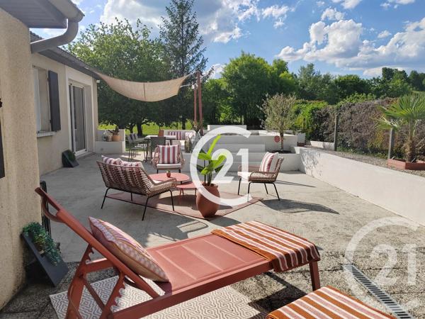 Maison à vendre  5 pièces - 120 m 2   ST LAURENT DE COGNAC  - 16