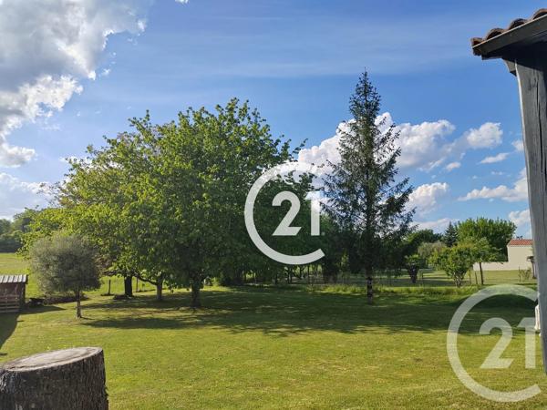 Maison à vendre  5 pièces - 120 m 2   ST LAURENT DE COGNAC  - 16