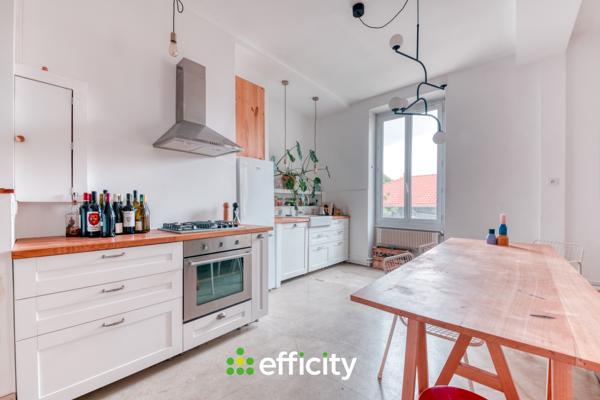 Appartement
         3 pièces
        - 67 m² Exclusivité 329 000 € *