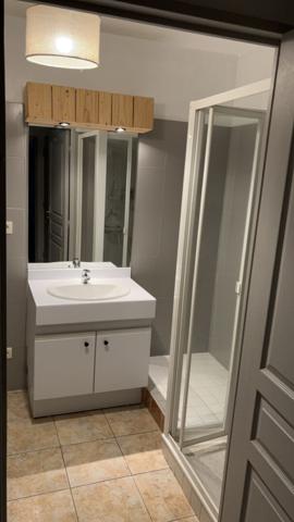 BOURGOIN JALLIEU - Appartement 3 pièce(s) 63 m2- DPE : C